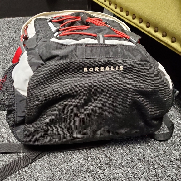 NOT FOR SALE- sold on another selling site - Picture 6 of 8